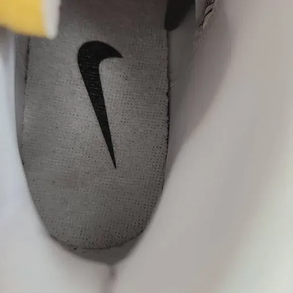 Nike Blazer '77 High-Top Sneaker Custom Painted - Women's Size 7 - Picture 11 of 13